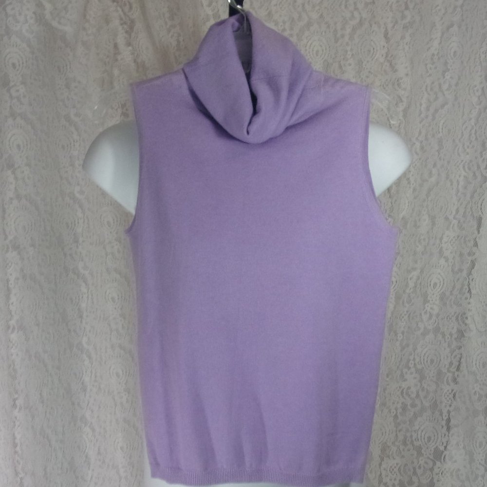Grace Lavender Sleeveless Turtleneck Knit Top